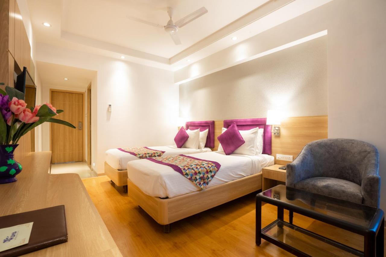 Freesia By Express Inn Pālghar Extérieur photo