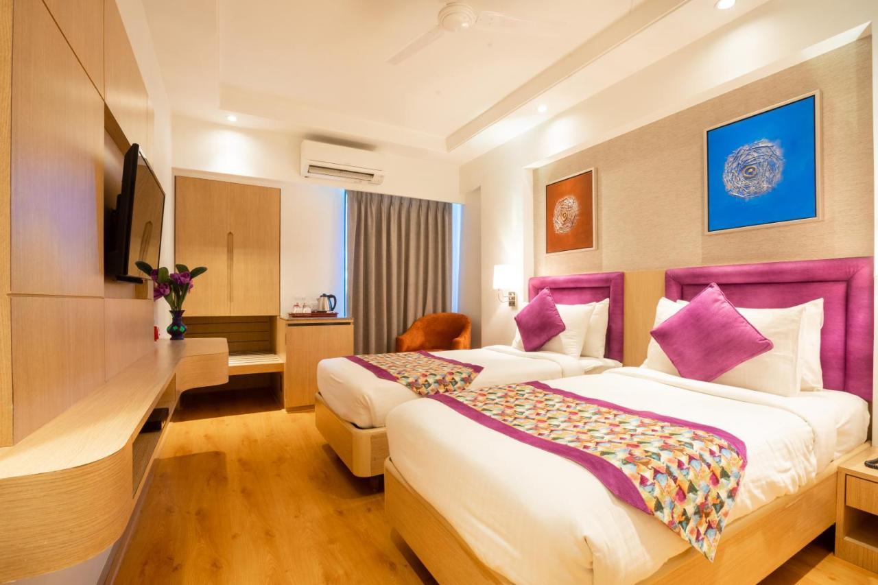 Freesia By Express Inn Pālghar Extérieur photo