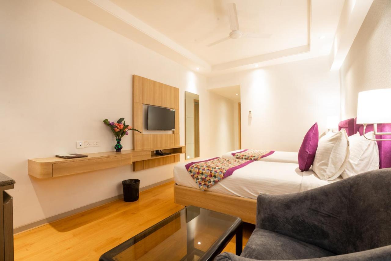 Freesia By Express Inn Pālghar Extérieur photo