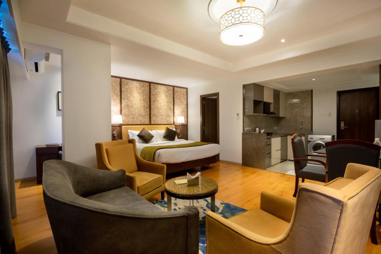 Freesia By Express Inn Pālghar Extérieur photo