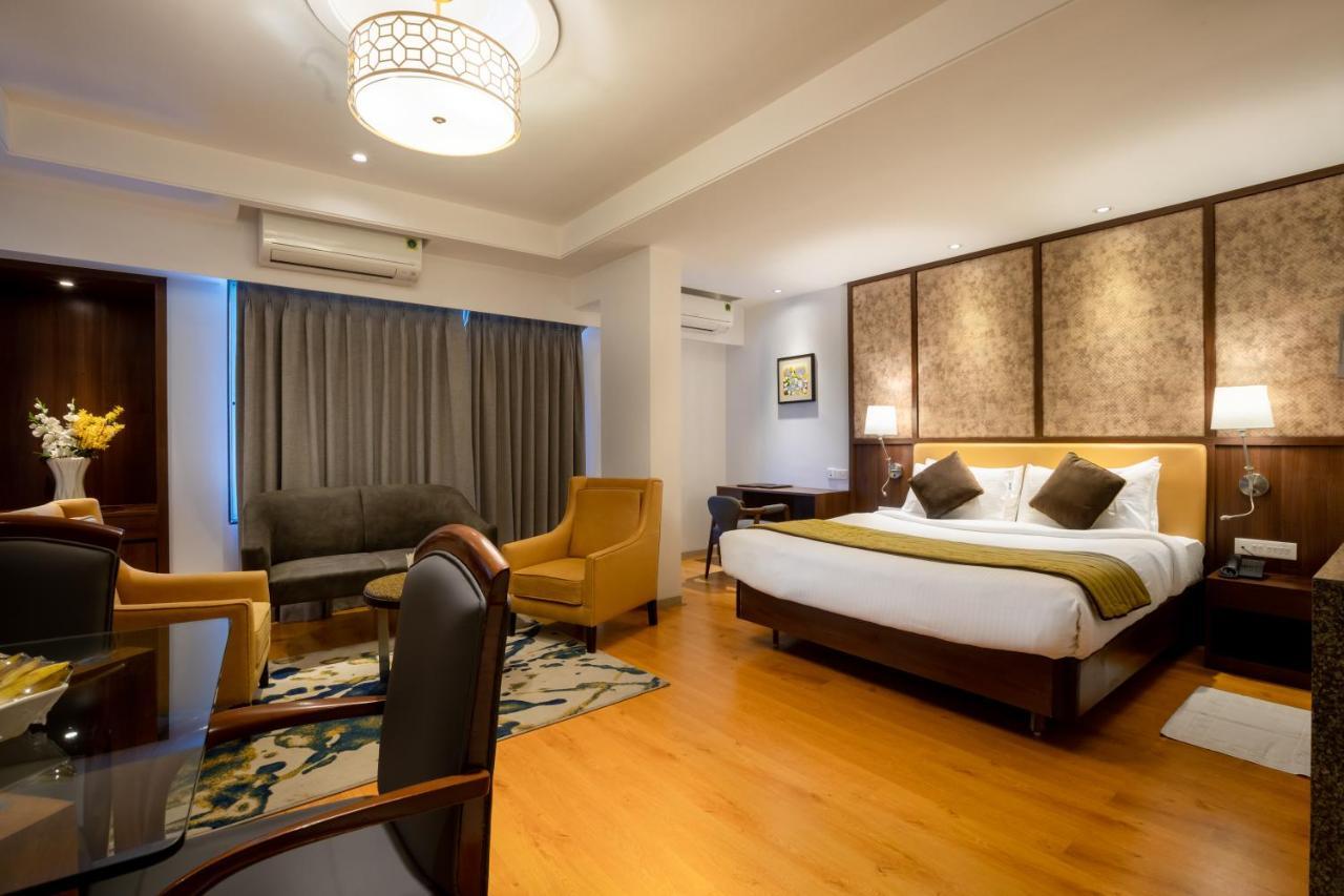 Freesia By Express Inn Pālghar Extérieur photo